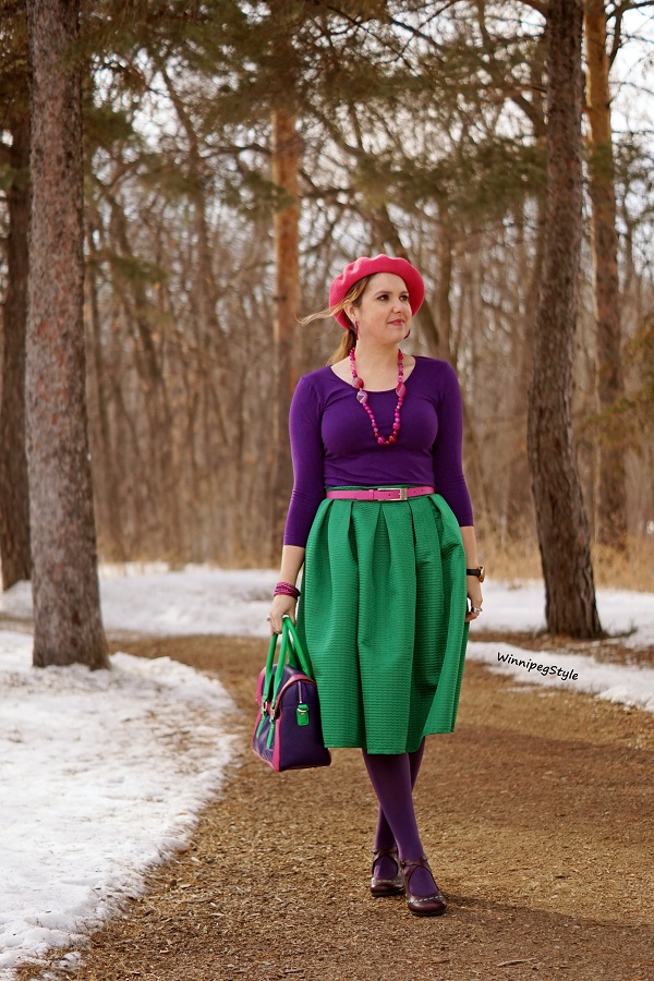 Winnipeg Style, Canadian fashion blog, classic vintage style, Chicwish bright kelly green midi skirt, C